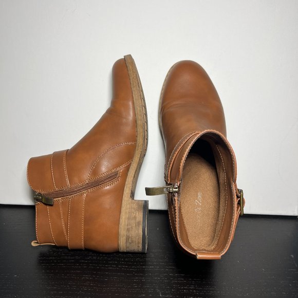 Brown leather ankle boots - Picture 3 of 7